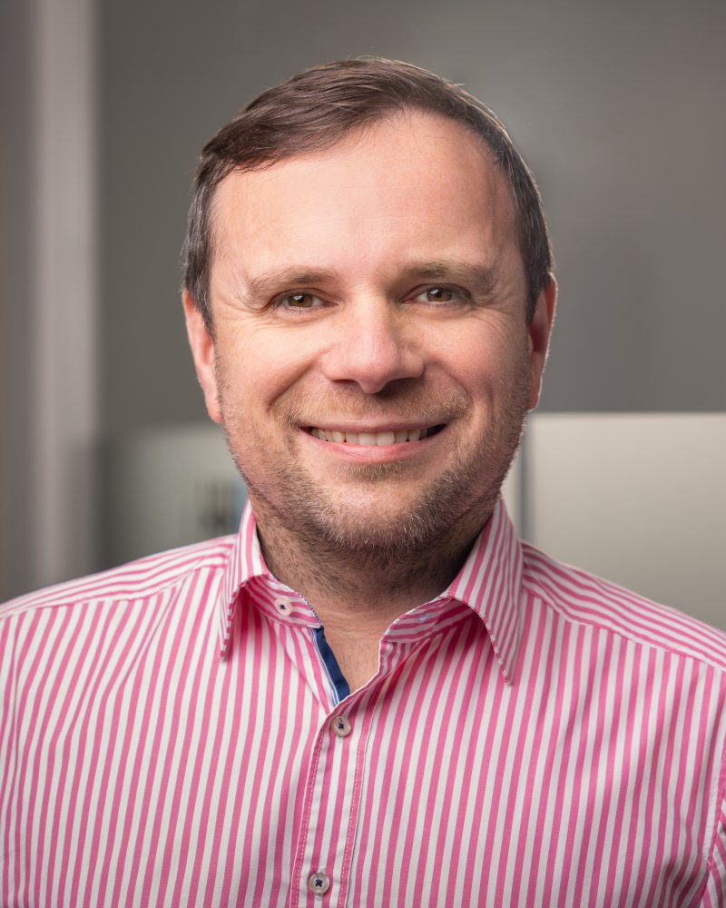 Portrait of Dr. Steffen Zoller